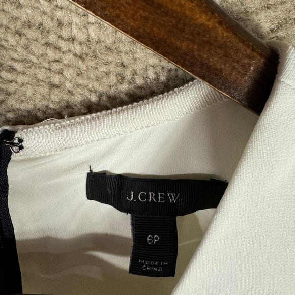 J. Crew Sheath Dress Petite‎ Size 6P White/Navy Colorblock Short Sleeve Crepe - Picture 4 of 11
